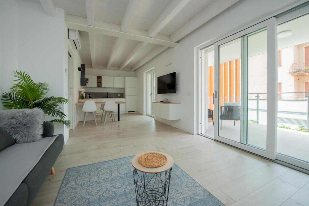 Dream With Pool In Apartment